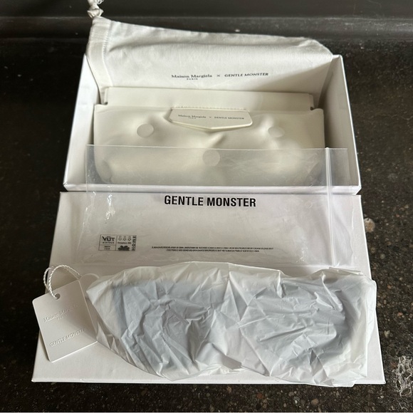 Maison Margiela X Gentle Monster MM008 - Picture 10 of 11